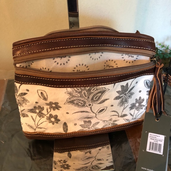 Myra Bag Creamy Petal Pouch NWT - Picture 4 of 7